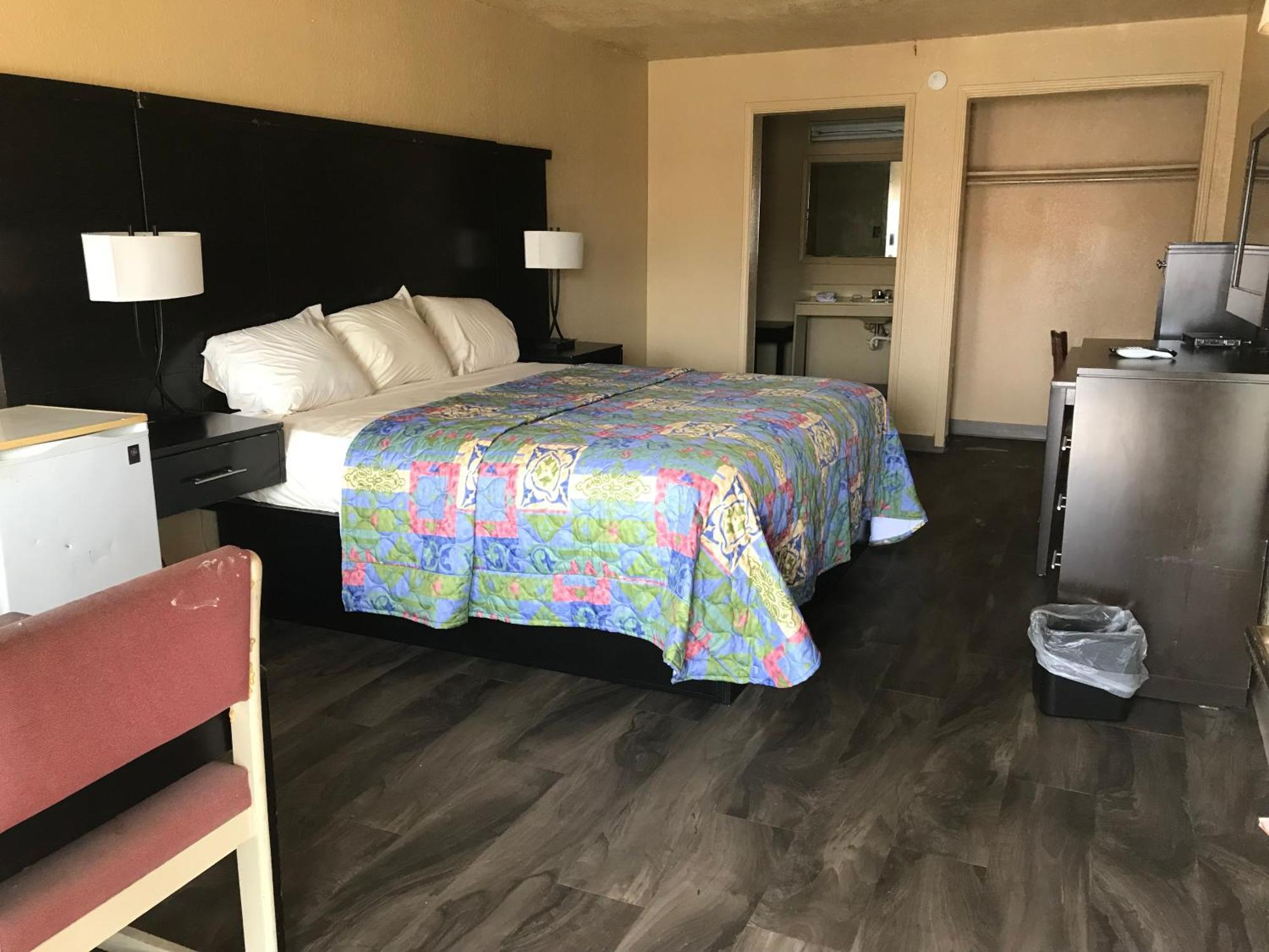 Deluxe Inn Kilgore Екстериор снимка