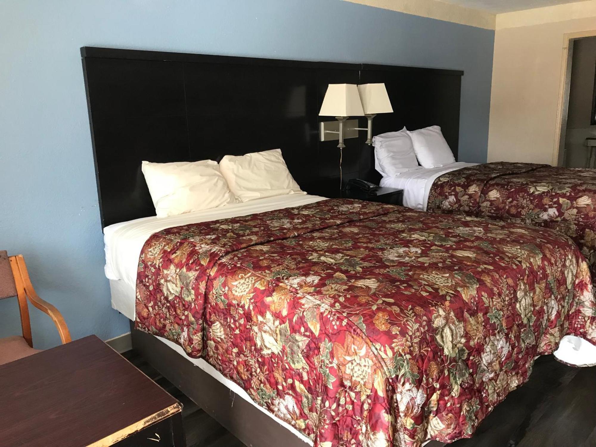 Deluxe Inn Kilgore Екстериор снимка