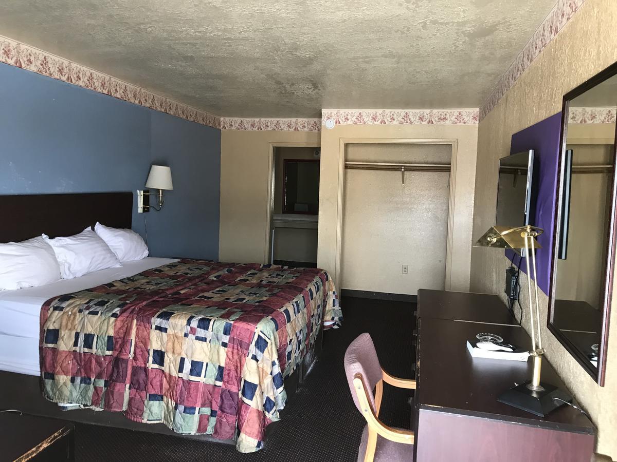Deluxe Inn Kilgore Екстериор снимка